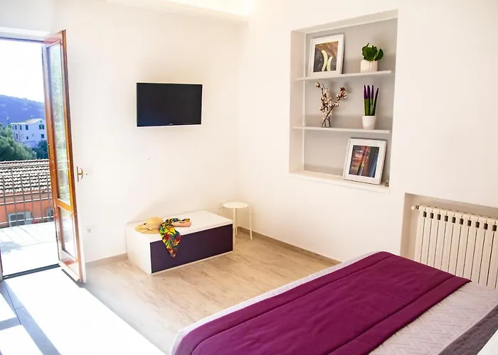 On\' Michele Guest House